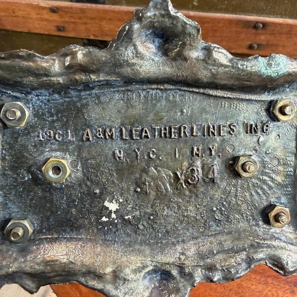 Vtg Brass Ornate Heavy Metal‎ 1961 A&M LEATHERLINES INC. NY Letter Napkin Holder - Picture 6 of 8